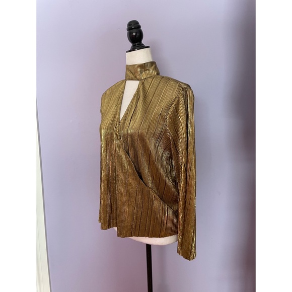 House of Harlow 1960 x REVOLVE Gold Lynn Blouse - Picture 8 of 9